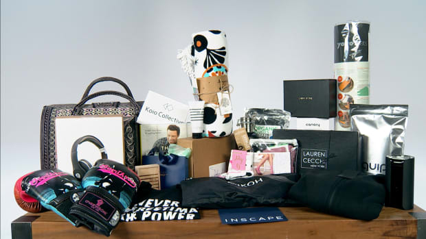 SI Swimsuit Gift Bag